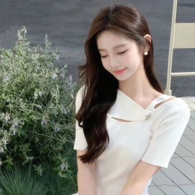 女机械人